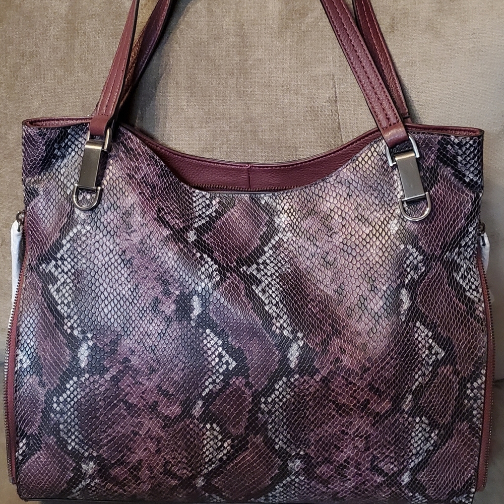 Vince Camuto leather tote